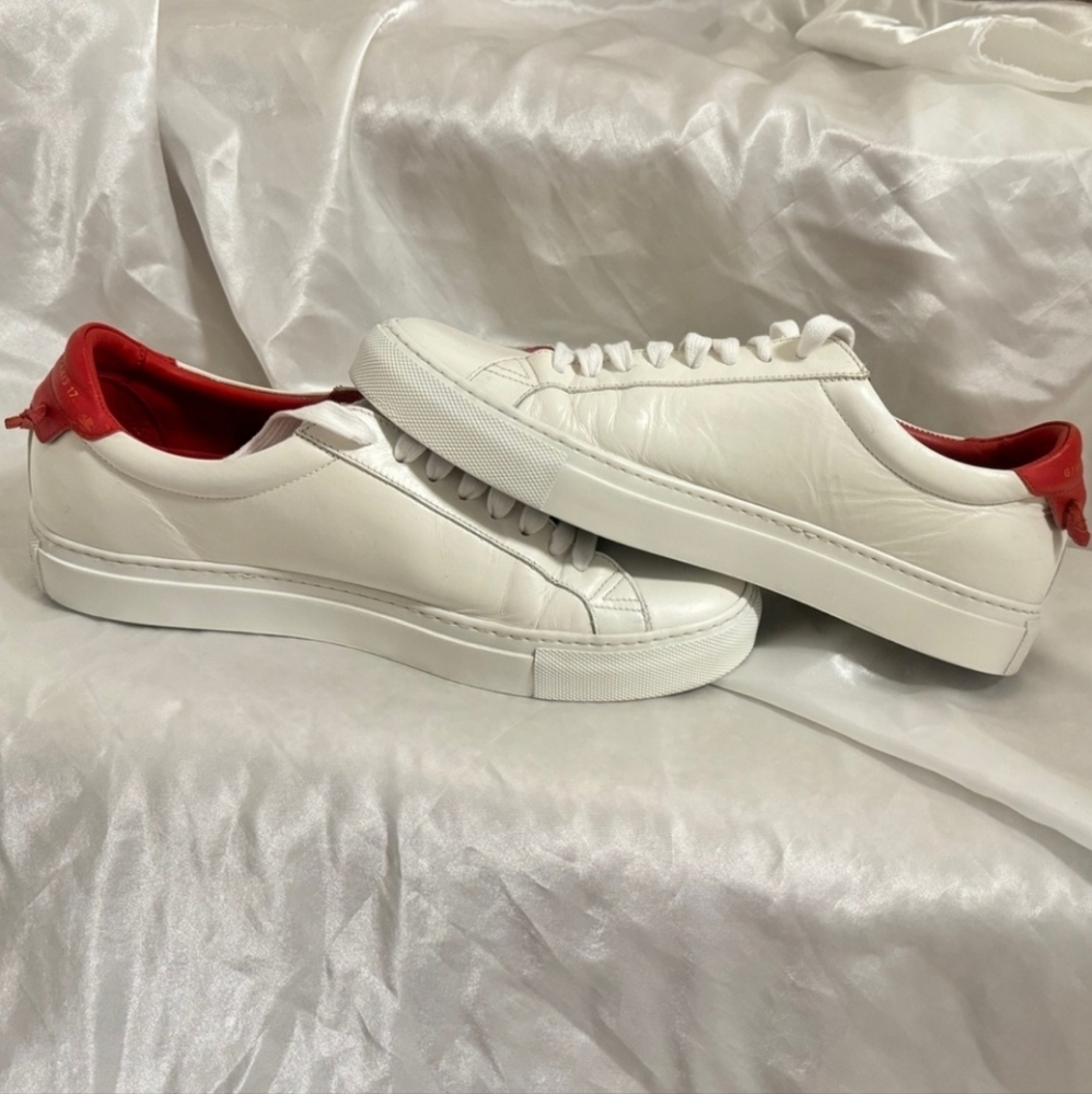 Givenchy Urban Knot Sneakers - Picture 6 of 13